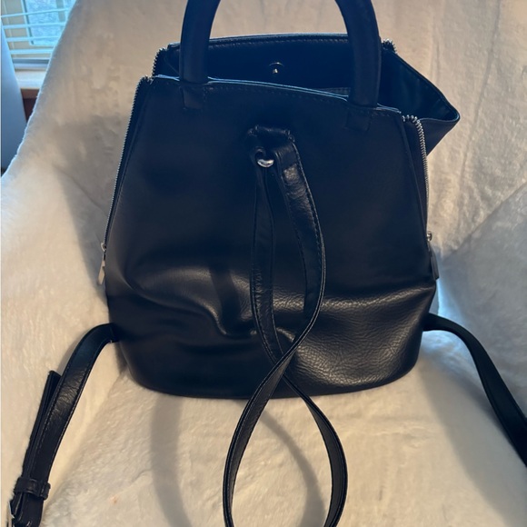 Mat and Nat Chanda backpack, Excellent condition. Black w silver details! - Picture 3 of 7